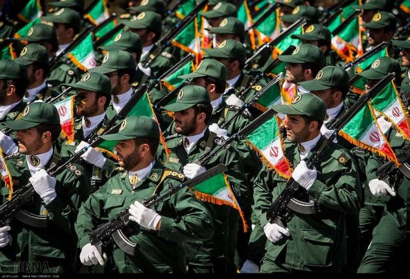 미국에서는이란의 IRGC 테러리스트를 인정하려고 시도하지 마십시오.