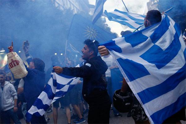 Das griechische Außenministerium warf Russland vor, versucht zu haben, sich „dauerhaft“ in die griechische Politik einzumischen