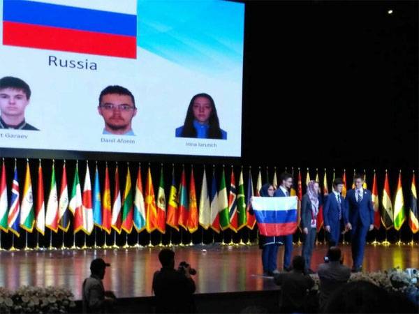 Venäläisten koululaisten erinomainen menestys kansainvälisessä biologian olympialaisissa