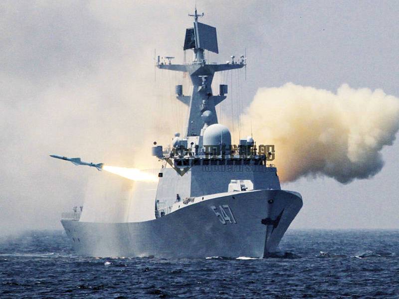 Voor wie en hoe verschrikkelijk is de Chinese vloot?