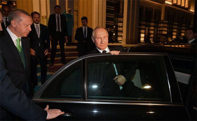 Media AS: Erdogan ora bakal cedhak karo Putin - Rusia miskin banget