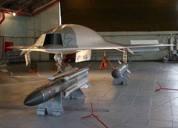 I den ryska försvarsindustrin kallas tidpunkten för det första testet UAV "Hunter"