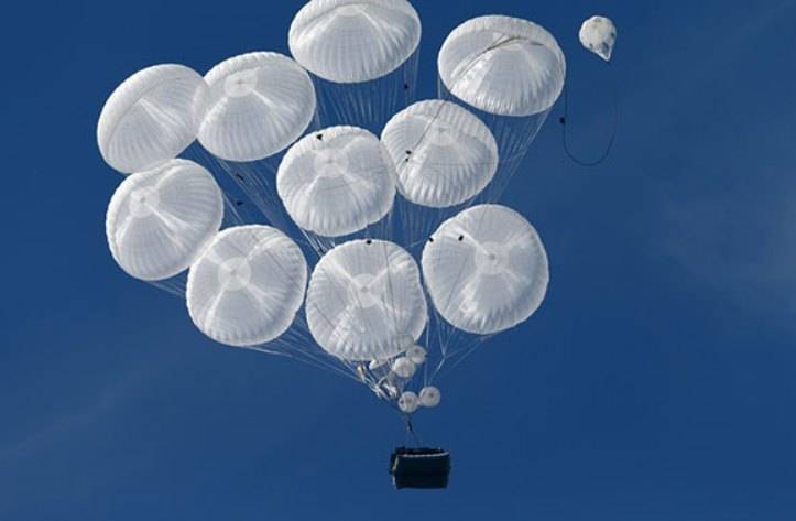 OCD "Tara": Rostec sta testando un nuovo sistema di paracadute
