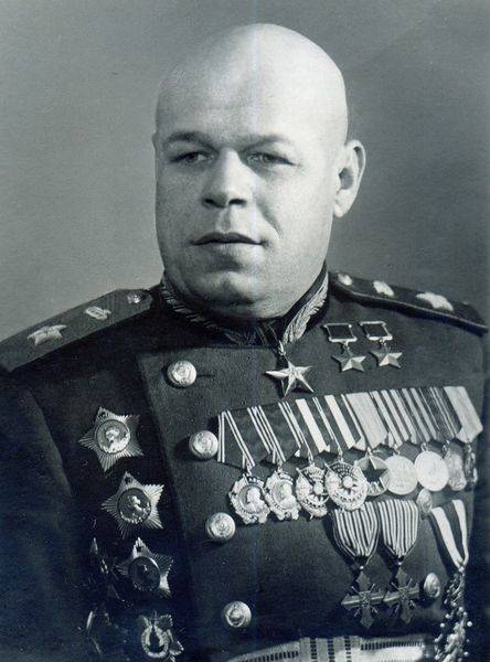 O marechal do tanque vence. Pavel Semenovich Rybalko