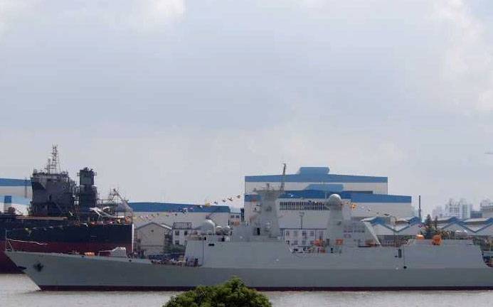 СМИ КНР: Россия намерена купить военные корабли у Китая