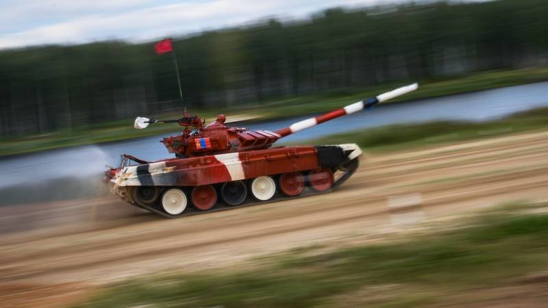 О честности, нечестности и танковом биатлоне