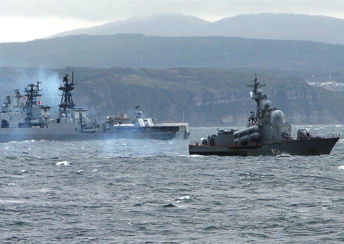Tokyo alarmed: a record number of Russian ships passed through the Strait of La Perouse