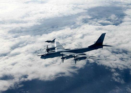 F-22가 러시아어“곰”에서 알래스카를“보호”하는 방법