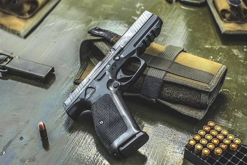 Preocupación "Kalashnikov" anunció la producción en serie de pistolas Lebedev