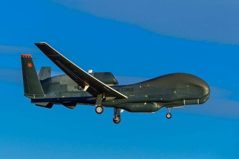 UAV americano passou horas de reconhecimento ao largo da costa da Federação Russa