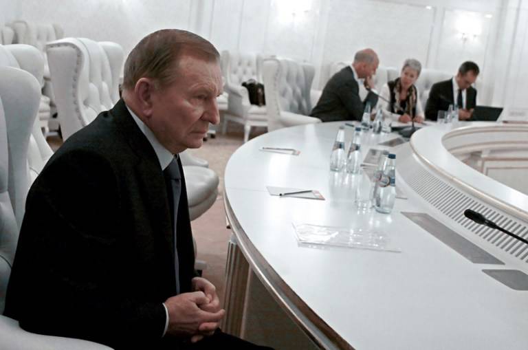 Poroshenko está preparando uma "perturbação do formato de Moscou Minsk"