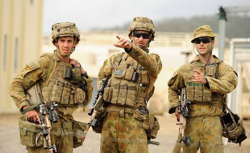 Australia starts a program to replace military equipment