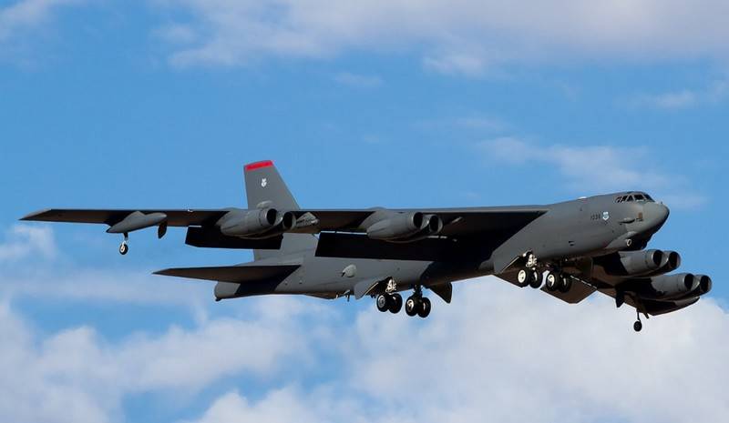 American "strategists" B-52H "visited" the Mediterranean and the Arctic