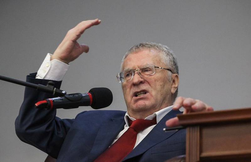 LDPR'nin lideri terimi “parlatıyor”. Zhirinovsky SBU’da sorgulanmak üzere çağrıldı