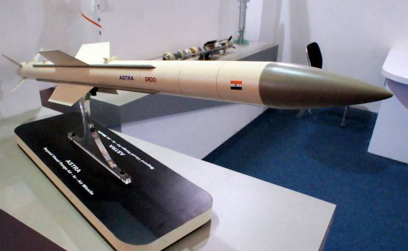 Hindistan Astra havadan havaya füzeyi test etti. Testler başarılı kabul edildi