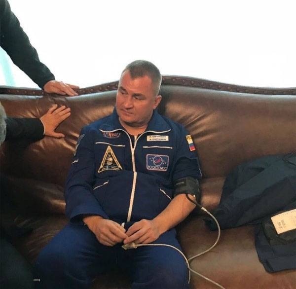 Rogozin: Devlet Komisyonu Soyuz kazasının sebebini bulacak. Trambolin olmadan yapalım mı?