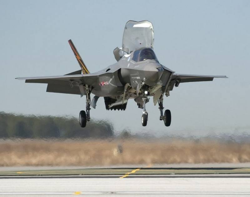 F-35 Lightning II航班无限期暂停