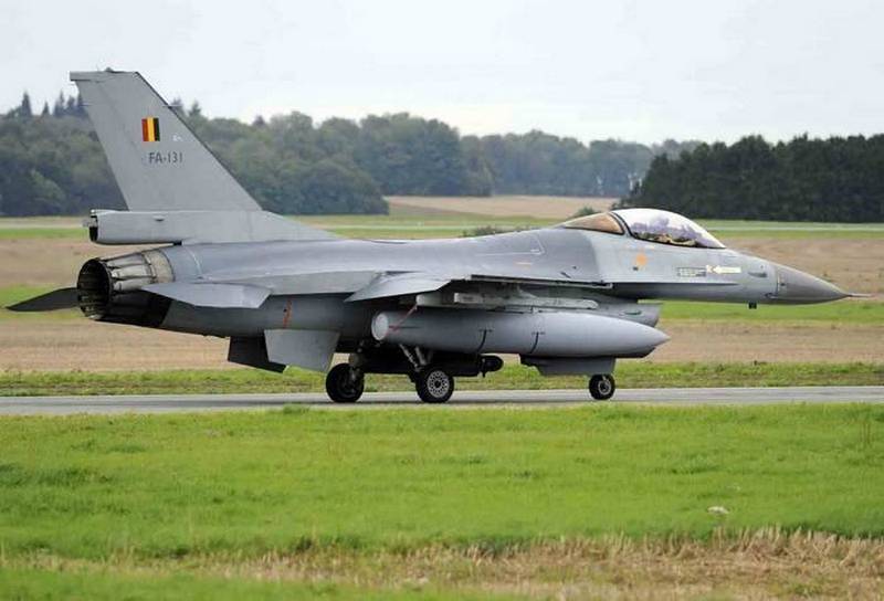 La Fuerza Aérea Belga de F-16 explotó en la base aérea belga
