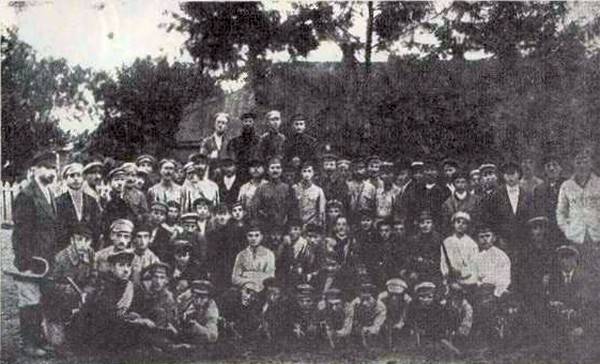 Изучайте еврейские погромы!