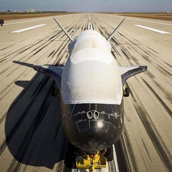 400 суток на орбите. Какими могут быть секретные стороны 5-й миссии Boeing X-37?