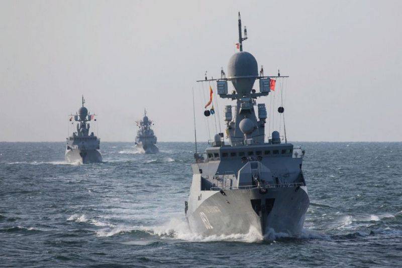 Shoigu: Exercises of the Navy and the Russian Aerospace Forces in the far sea zone will become regular