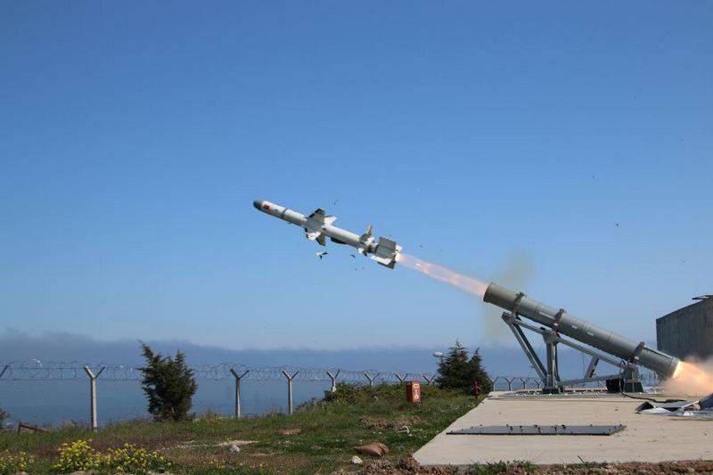 Atmaca, 새로운 터키 대함 미사일 발사