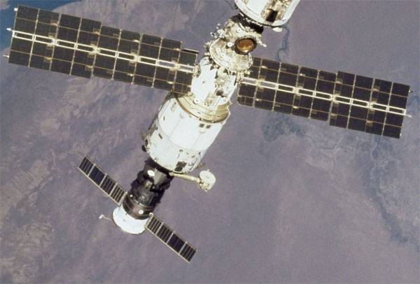 Mau funcionamento do computador de bordo russo na ISS