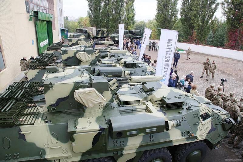 En Ucrania, creó una nueva armadura "única" para BTR.