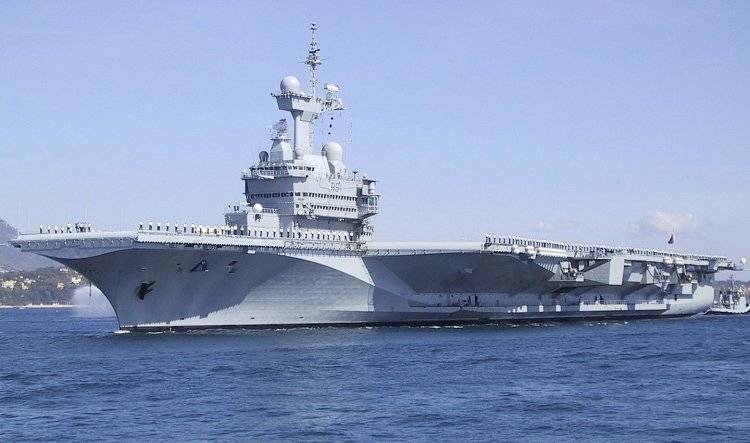 The aircraft carrier "Charles de Gaulle" after the repair, it was decided to send "to the side" of China