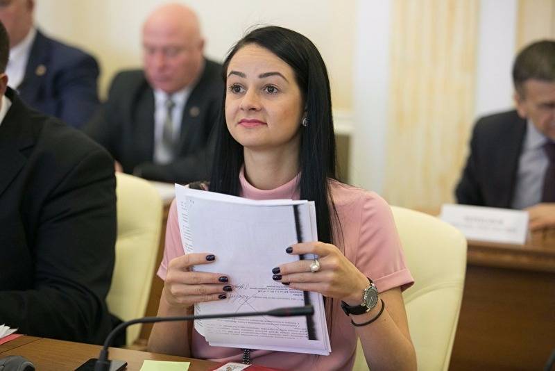 Medien: Die Ural-Beamte Olga Glatskikh "floh" mit einem Verweis