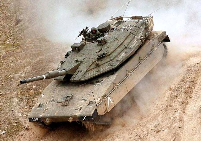 以色列将Merkava坦克拉至加沙边界