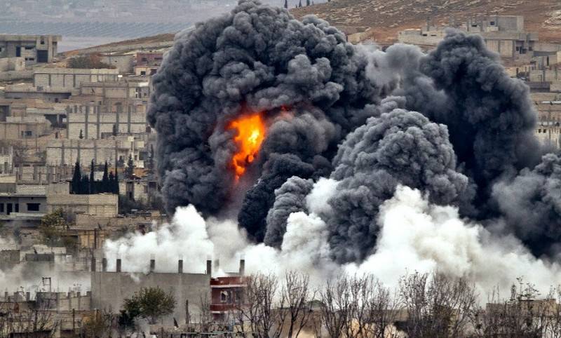 Сирия обвинила США в нанесении авиаударов по мирному населению