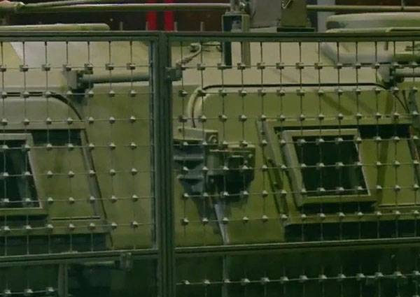 I cinesi hanno parlato di un'opzione di armatura flessibile per la loro copia dell '"Hummer"