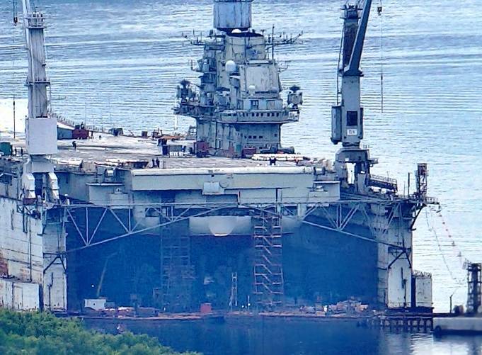 Il costo della riparazione dei danni al TAVKR "Admiral Kuznetsov"