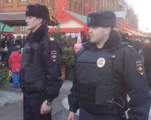 Telephone terrorists "mine" Moscow: shopping centers are evacuated
