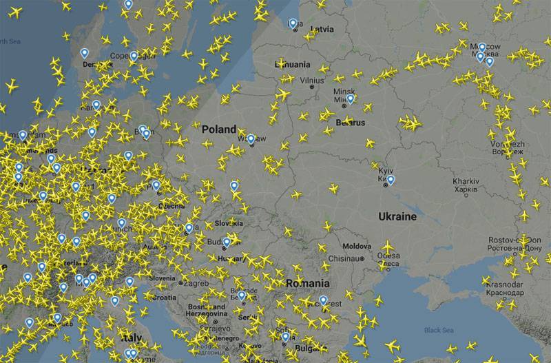 ウクライナは航空輸送マップ上で大きな灰色の点に変わった