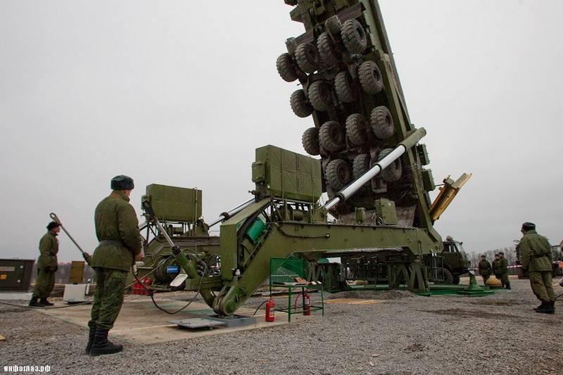 El primer regimiento del complejo Kozelsky Strategic Missile Forces fue completamente rearme en Yars