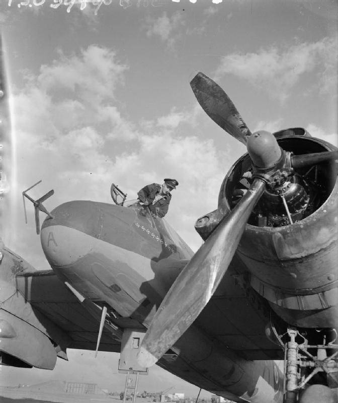 Bristol Beaufighter：带雷达的第一架战斗机