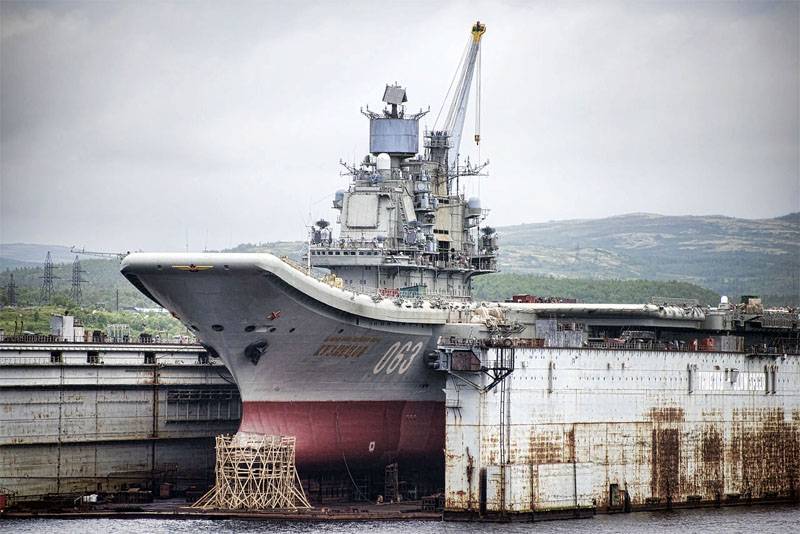 It became known that when the fallen crane was removed from the deck of "Admiral Kuznetsov"