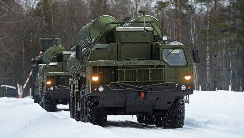 C-400 사업부는 러시아 서부 국경에서 전투 의무를 담당합니다.