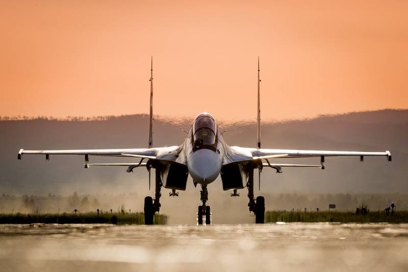 Belarusian Air Force will be replenished with the Yak-130 Four and the Su-30CM link