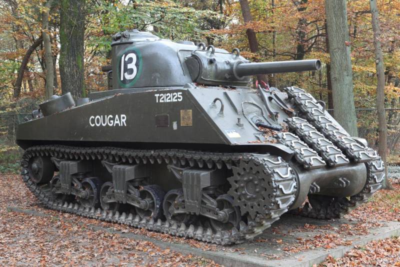 In the United States compared the legendary tanks Sherman and T-34