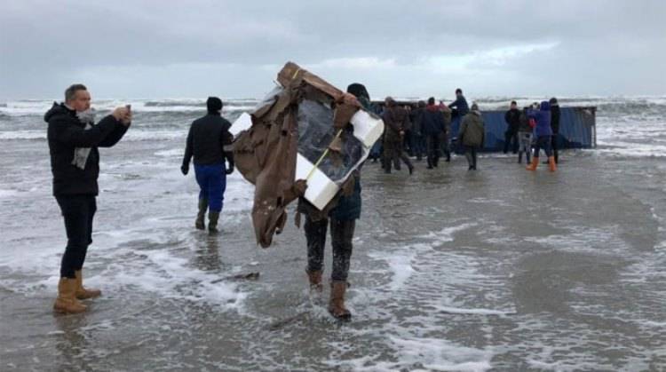 Buque de carga seca perdido en los contenedores del Mar del Norte con productos químicos peligrosos