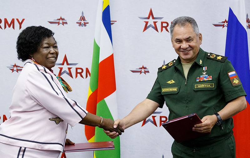 La Repubblica Centrafricana non esclude la comparsa di una base militare russa