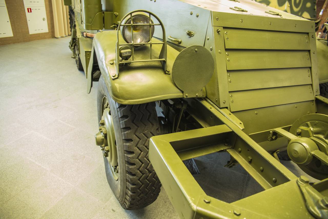 另一个借贷租赁 M2a1 俄罗斯拖拉机的根源 谁成为装甲运兵车