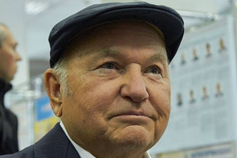 Luzhkov: I giapponesi hanno iniziato a parlare del trasferimento delle Isole Curili dopo le dichiarazioni di Eltsin