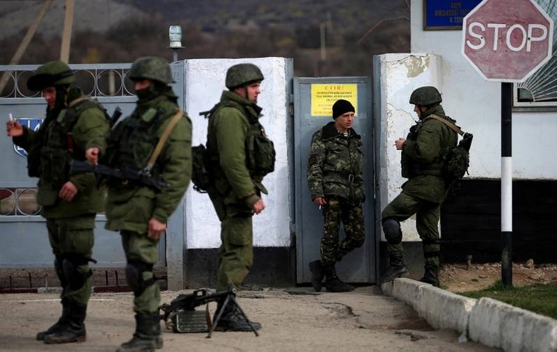 Der ehemalige Verteidigungsminister der Ukraine sprach über die Zurückhaltung der ukrainischen Streitkräfte, auf die Krim zu schießen
