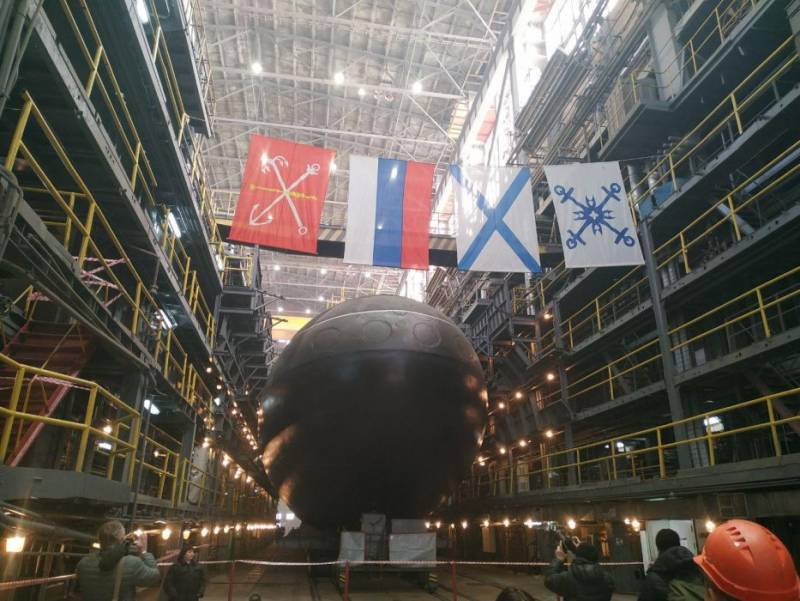 В Петербурге спустили на воду первую "Варшавянку" для ТОФ