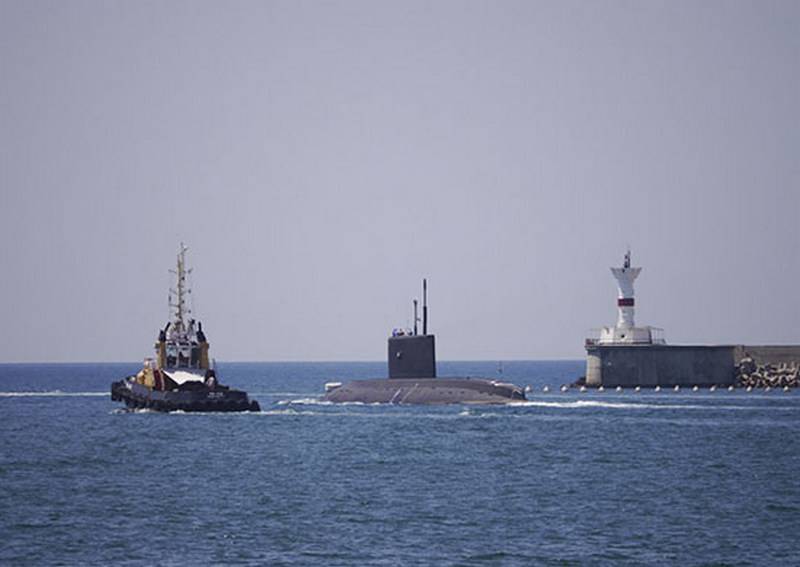 Das Hauptquartier der Schwarzmeerflotte nannte die NATO eine gute Hilfe, um die Aufgaben der Flotte zu erfüllen