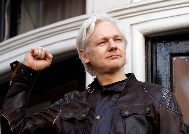 Полиция Лондона арестовала основателя WikiLeaks Джулиана Ассанжа